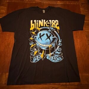 Blink-182 20 Years Anniversary Graphic Tee – Player Tees – XL